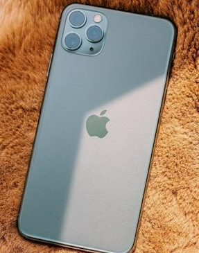 青松路街道苹果维修点分享iPhone 11 Pro Max电池发烫特殊问题 